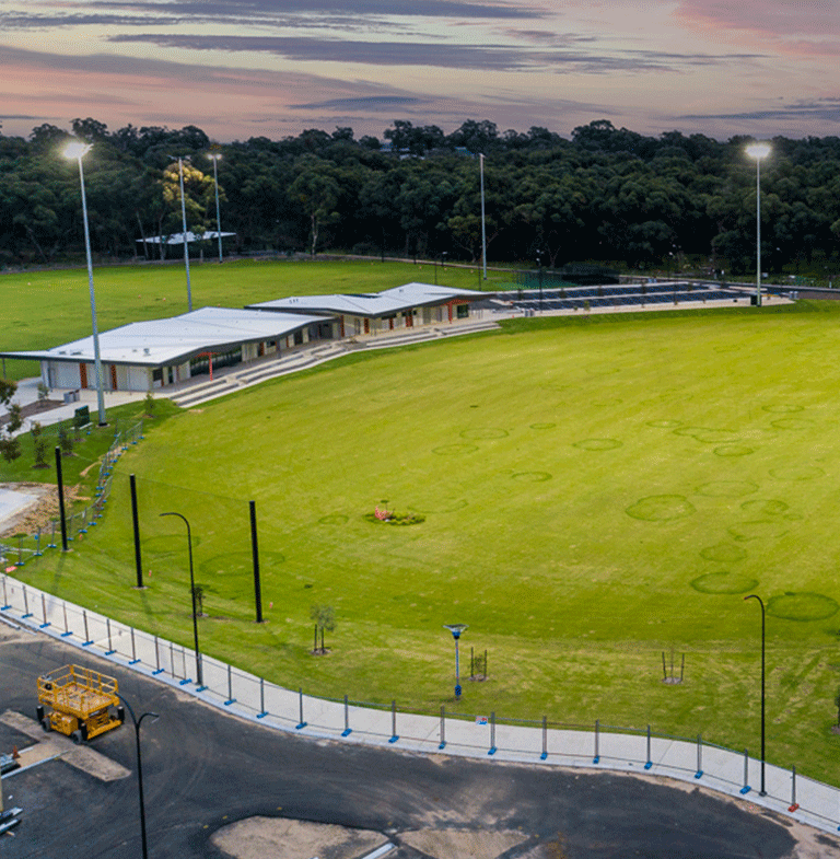 Baldivis%20Indoor%20Sports%20COmplex,%20Ariel%20view%20of%20clubhouses%20and%20ovalCity-Infrastruture-grants%20Teaser.gif